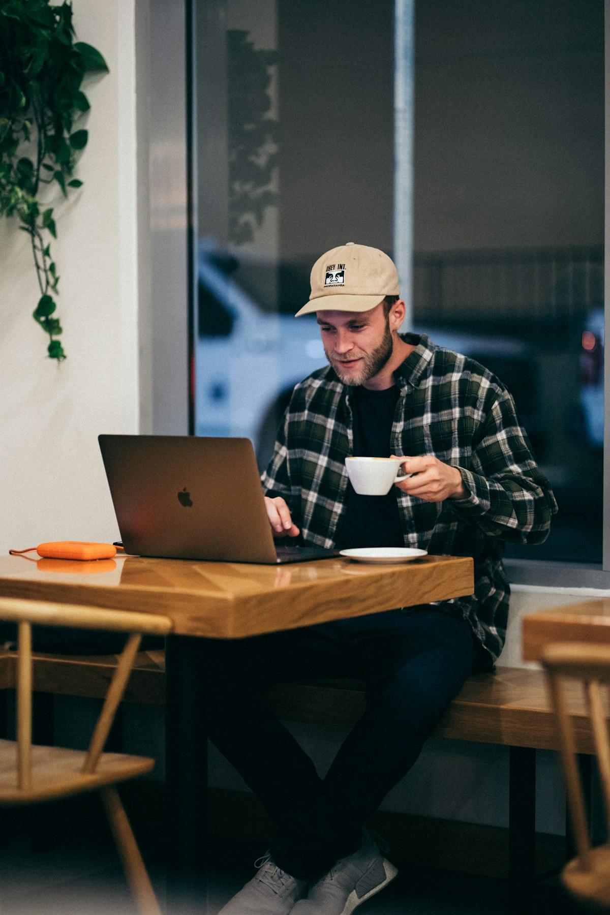 Best AI Tools for Solopreneurs on a Budget